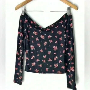 Black Pink Floral V-Neck Long Sleeve Small Witchy Emo Goth Romantic Feminine Top